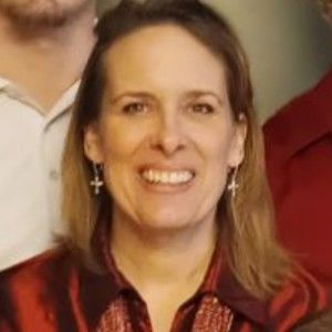 Meet your Posher, Julie
